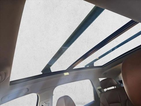 Used 2017 Audi Q7 3.0T Premium Plus image 23