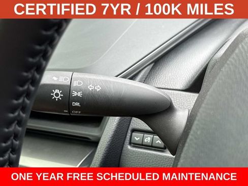 Used 2024 Toyota Prius LE FWD image 26