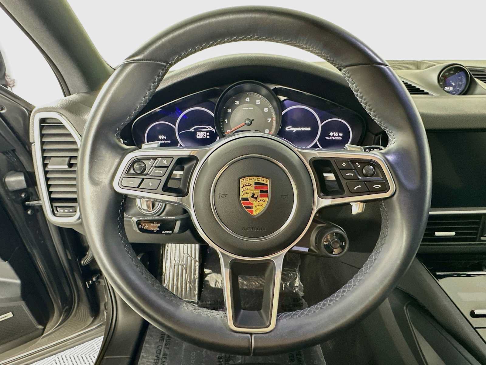 Used 2023 Porsche Cayenne AWD/4WD image 14