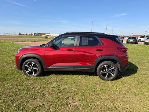 Used 2023 Chevrolet TrailBlazer RS AWD/4WD image 8
