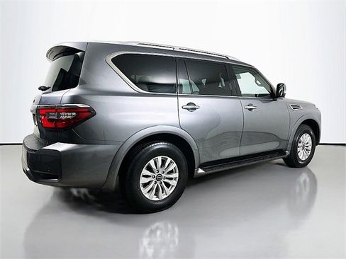 Used 2024 Nissan Armada SV image 6