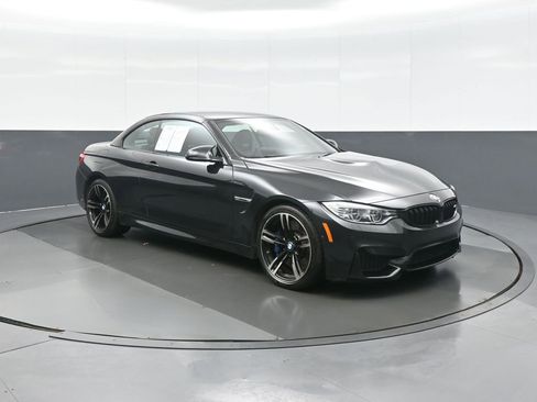 Used 2015 BMW M4 Convertible image 1