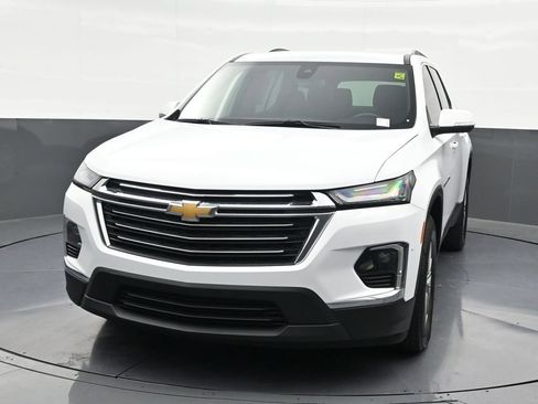 Used 2024 Chevrolet Traverse LT FWD image 9