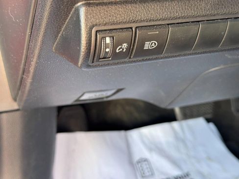 Certified 2023 Toyota Corolla SE FWD image 16