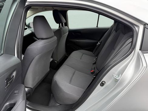 Used 2024 Toyota Corolla LE FWD image 5