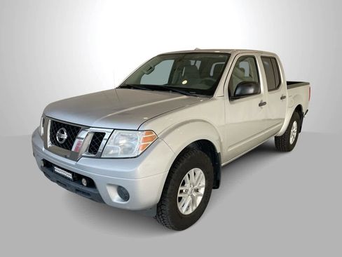 Used 2017 Nissan Frontier SV image 1