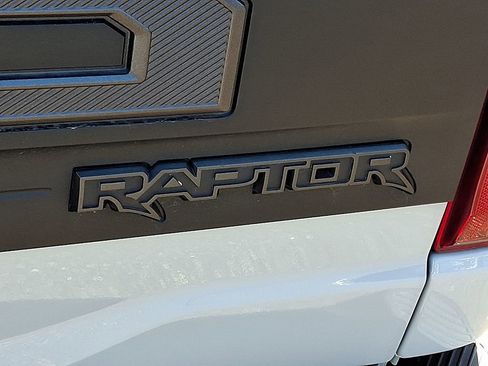 Used 2024 Ford F150 Raptor image 11