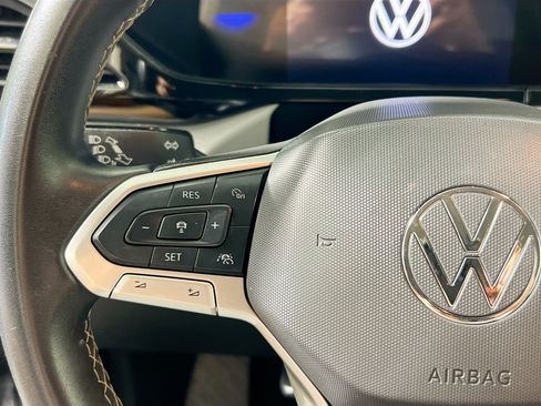 Used 2024 Volkswagen Taos S FWD image 18