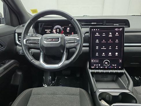 Used 2025 GMC Terrain Elevation AWD/4WD image 17