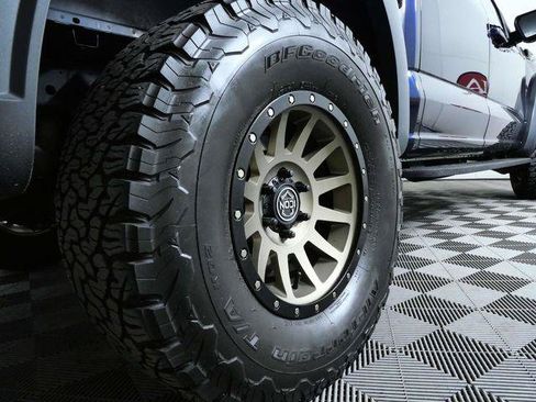 Used 2022 Ford F150 Raptor w/ Equipment Group 801A High AWD/4WD image 9