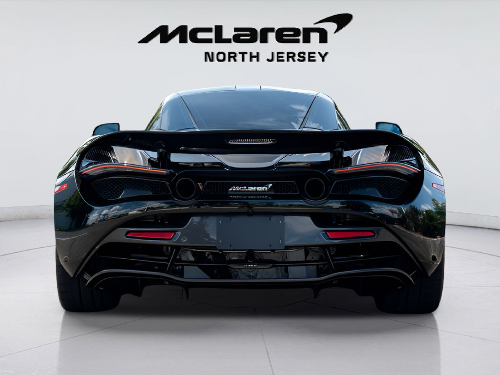 Used 2019 McLaren 720S RWD image 22