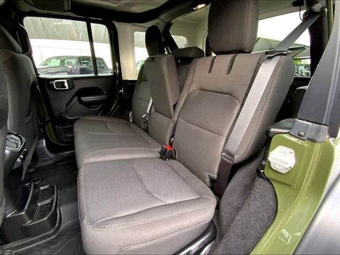 Certified 2023 Jeep Wrangler Unlimited AWD/4WD image 19