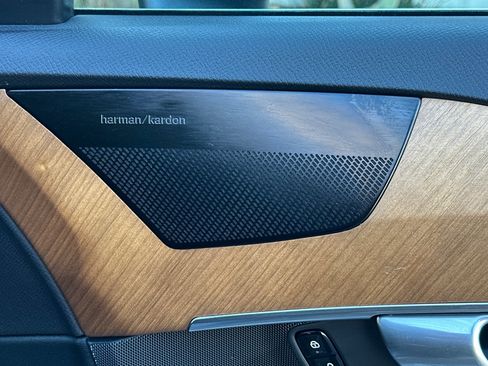 Certified 2023 Volvo XC90 B5 Plus image 22