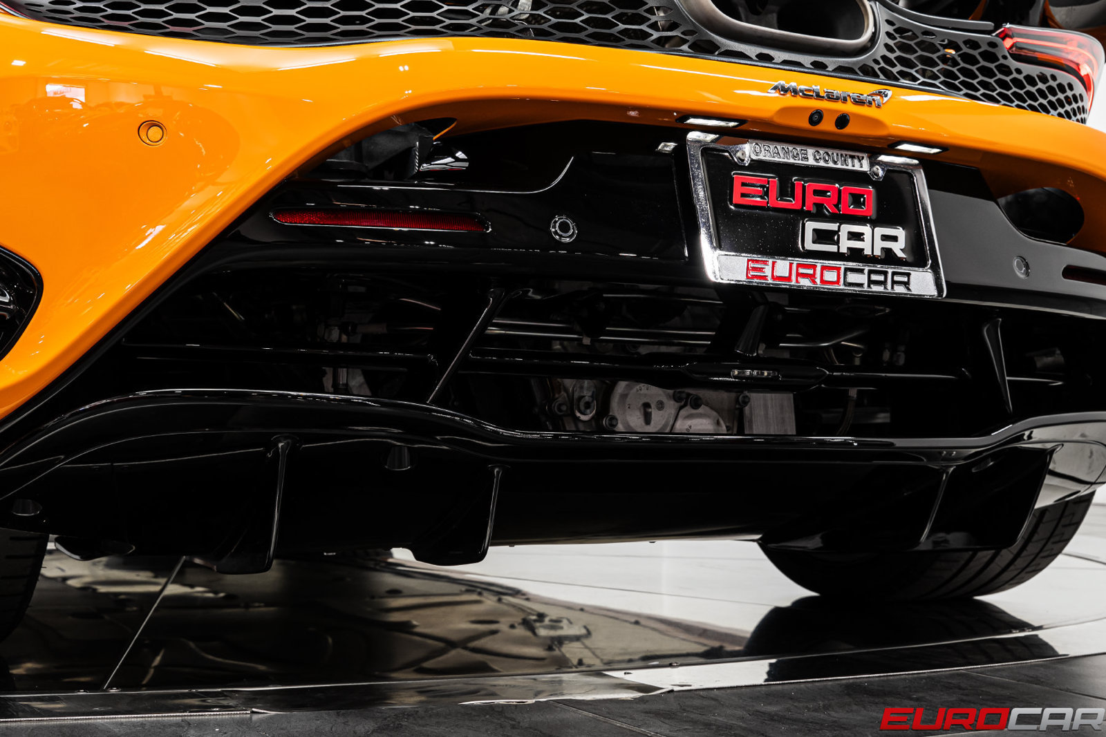 Used 2026 McLaren 750S Spider RWD image 24