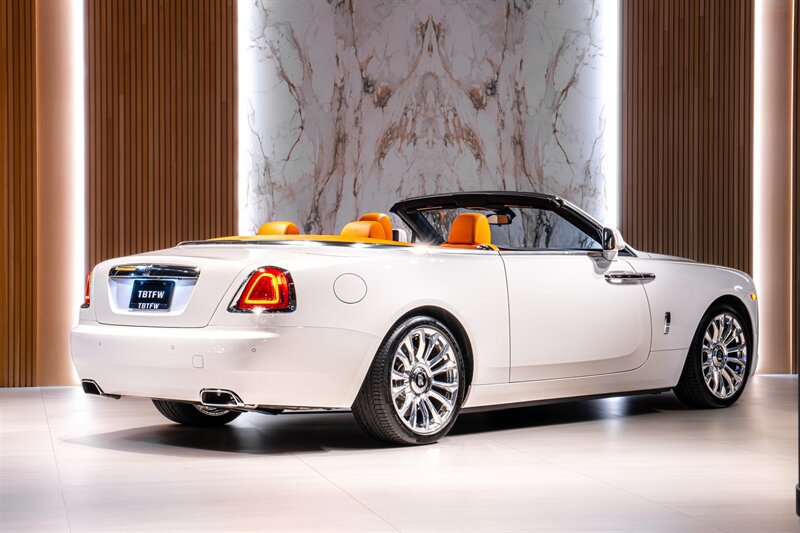 Used 2021 Rolls-Royce Dawn RWD image 6