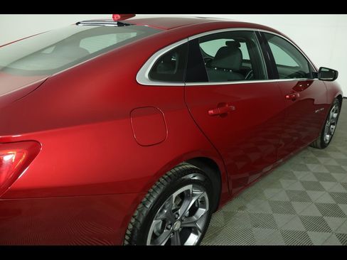 Used 2024 Chevrolet Malibu LT image 16