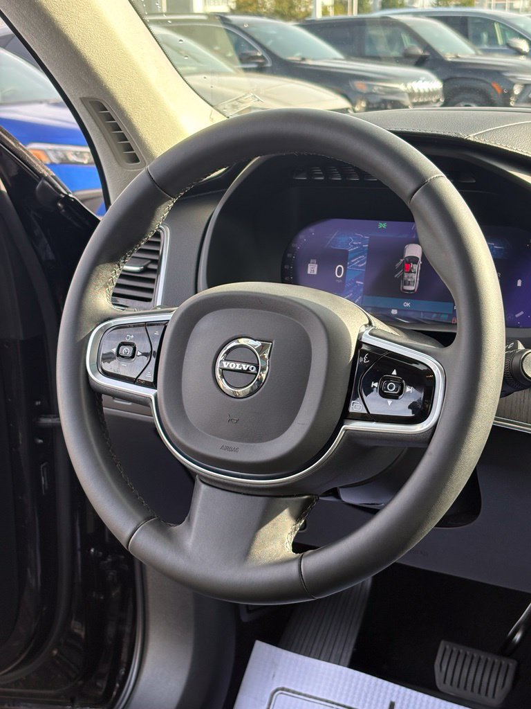 Used 2023 Volvo XC90 B6 Ultimate w/ Lounge Package AWD/4WD image 19