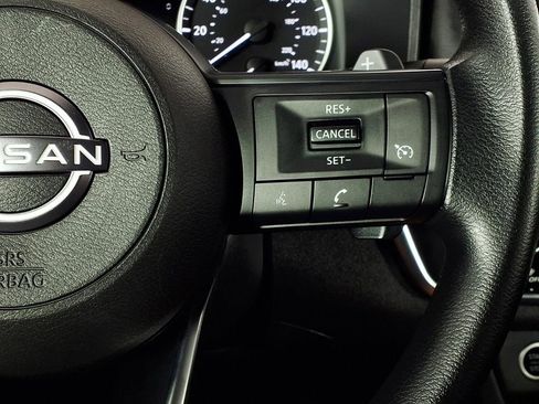 Used 2023 Nissan Rogue S FWD image 20