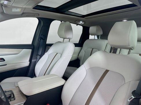 New 2026 MAZDA CX-90 3.3 Turbo w/ Premium Plus Pkg image 8