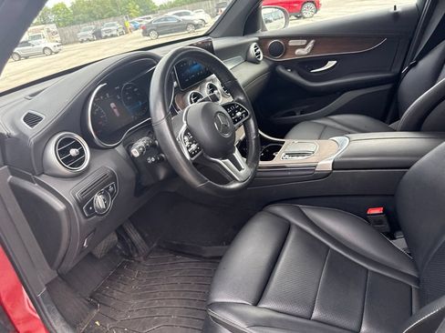 Used 2022 Mercedes-Benz GLC 300 4MATIC image 17