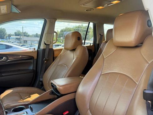 Used 2016 Buick Enclave Premium w/ Enclave Tuscan Edition FWD image 11