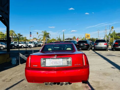 Used 2008 Cadillac XLR image 6