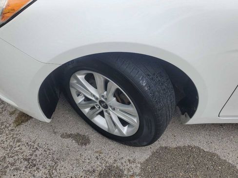 Used 2013 Hyundai Sonata GLS w/ Popular Equipment Pkg FWD image 13