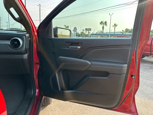 Used 2023 Chevrolet Colorado LT w/ LT Convenience Package III RWD image 16