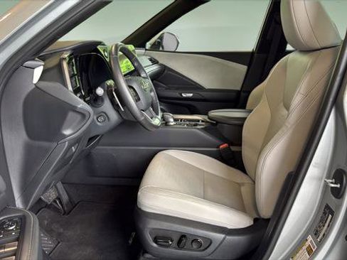 Certified 2025 Lexus TX 350 AWD w/ Technology Package image 11