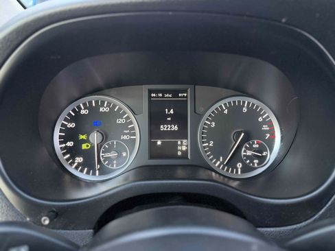 Used 2019 Mercedes-Benz Metris Passenger image 16