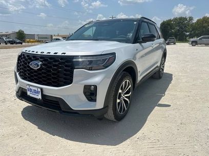 New 2026 Ford Explorer ST-Line