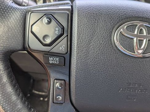 Used 2023 Toyota 4Runner TRD Off-Road Premium w/ Moonroof Package AWD/4WD image 25