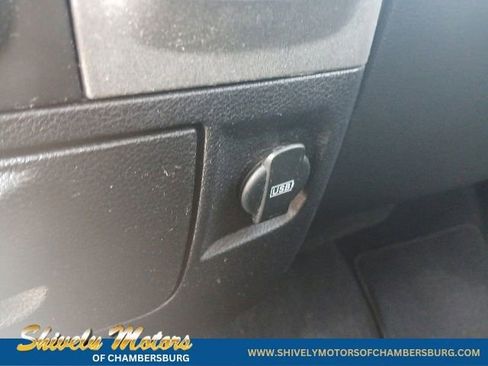 Used 2017 RAM 1500 Express AWD/4WD image 19