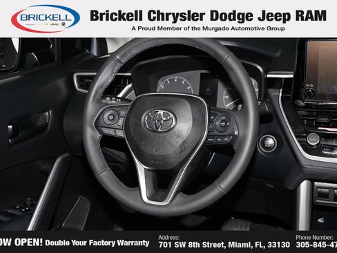 Used 2024 Toyota Corolla Cross LE w/ Moonroof Package FWD image 21