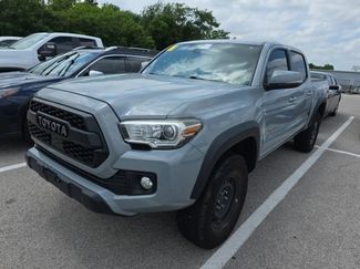 Used 2019 Toyota Tacoma TRD Off-Road AWD/4WD video 1