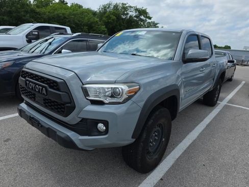 Used 2019 Toyota Tacoma TRD Off-Road AWD/4WD image 1