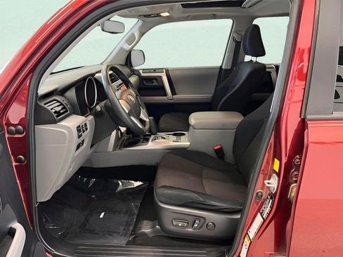 Used 2010 Toyota 4Runner SR5 image 17