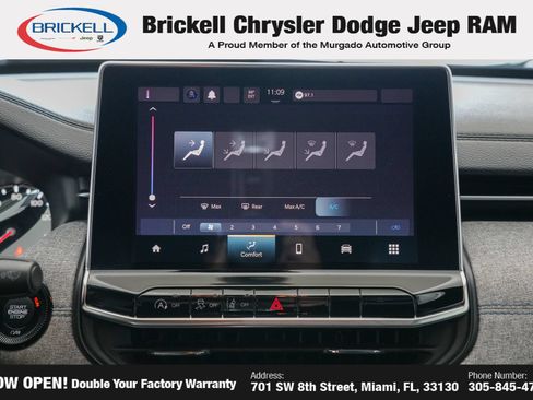 Used 2024 Jeep Compass Latitude AWD/4WD image 24