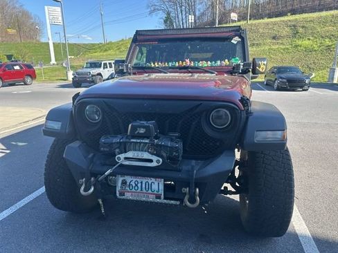 Used 2021 Jeep Wrangler Unlimited Sport image 14