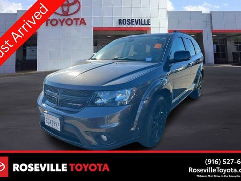 Used 2018 Dodge Journey GT w/ Nav & Sun Group image 1