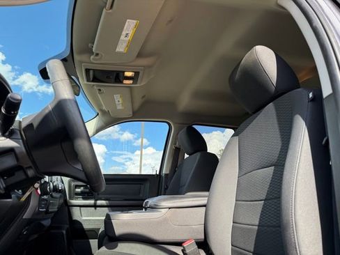 Used 2019 RAM 1500 Express w/ Express Value Package image 25