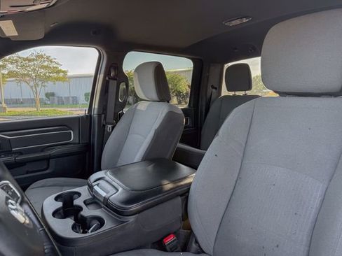 Used 2024 RAM 2500 Big Horn AWD/4WD image 14