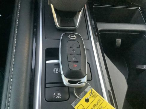 Used 2024 Nissan Pathfinder SV AWD/4WD image 19