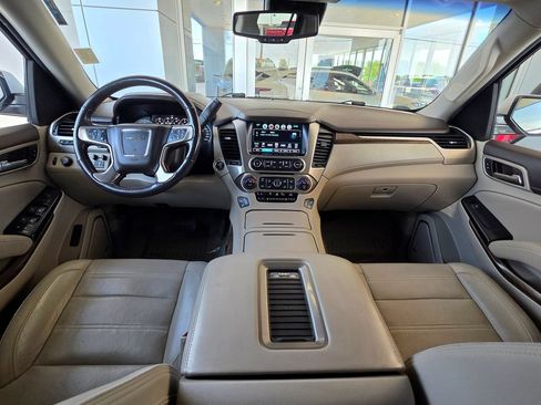 Used 2018 GMC Yukon Denali w/ Denali Ultimate Package AWD/4WD image 19