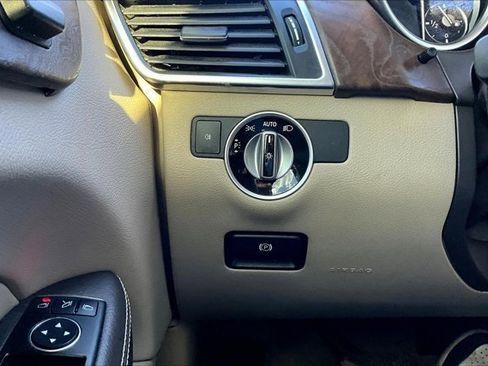 Used 2013 Mercedes-Benz ML 350 4MATIC image 15