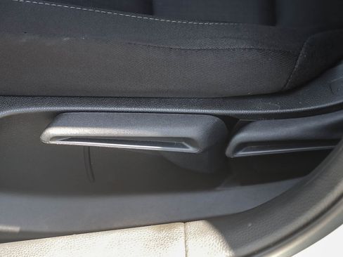 Certified 2025 Honda Civic LX image 25
