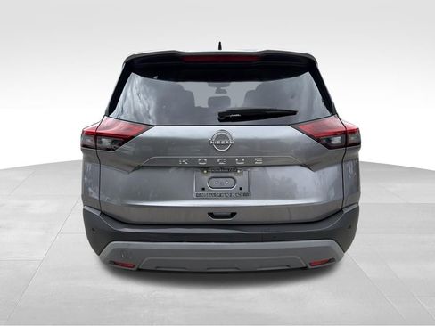 Used 2023 Nissan Rogue S image 7