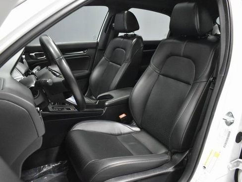 Used 2024 Honda Civic Sport Touring image 5