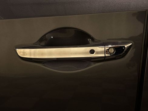 Used 2019 Honda Odyssey EX-L image 24