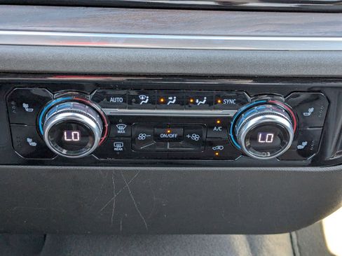 Used 2022 GMC Sierra 1500 SLT w/ X31 Off-Road Package image 21